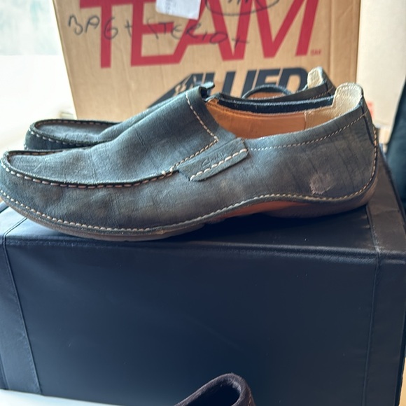 2 pairs of Clarks leather/nubuck shoes - Picture 5 of 7